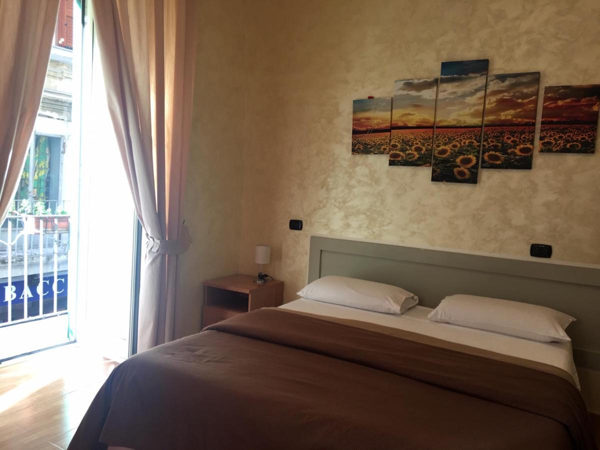 B&B Alloggio Maria Naples Exterior photo
